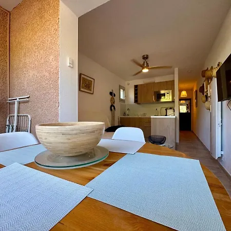Loft En Bord De Aux Salins A شقة Hyères