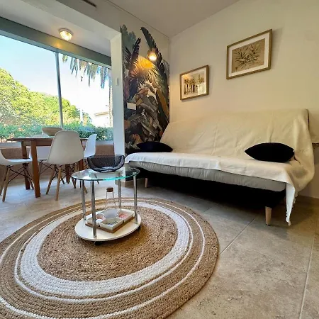 Apartment Loft En Bord De Aux Salins A *